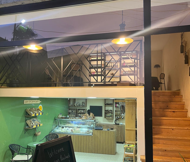 Cafe Skhveni for tea - Tea Country